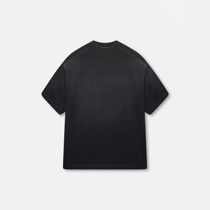 Vintage Black oversized boxy fit t-shirt for men and women, stylish and comfortable casual wear, perfect for a relaxed, laid-back look. Soft cotton fabric, available in various sizes, ideal for layering or wearing alone. Trendy streetwear style with a loose, modern fit. Luxury Garment.

300GSM, Made in Portugal.

Similar to Represent, Cole Buxton.